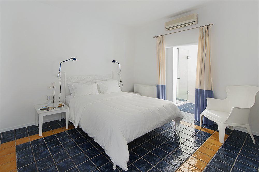 Lilium Hotel Santorini Fira  Eksteriør bilde