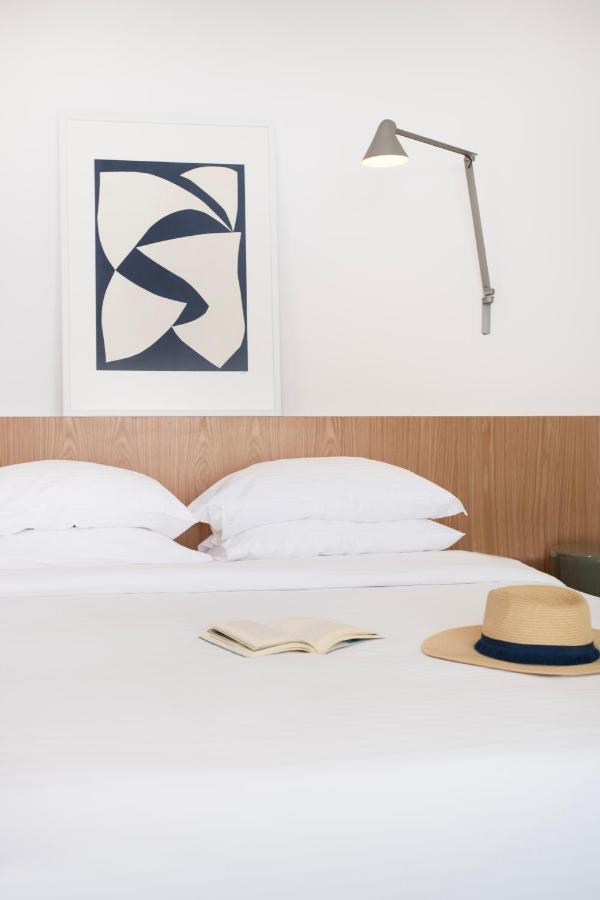 Lilium Hotel Santorini Fira  Eksteriør bilde
